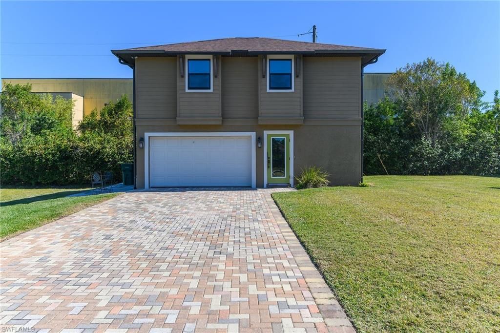 1386 Rosemary Ln, Naples, FL 34103 Photo