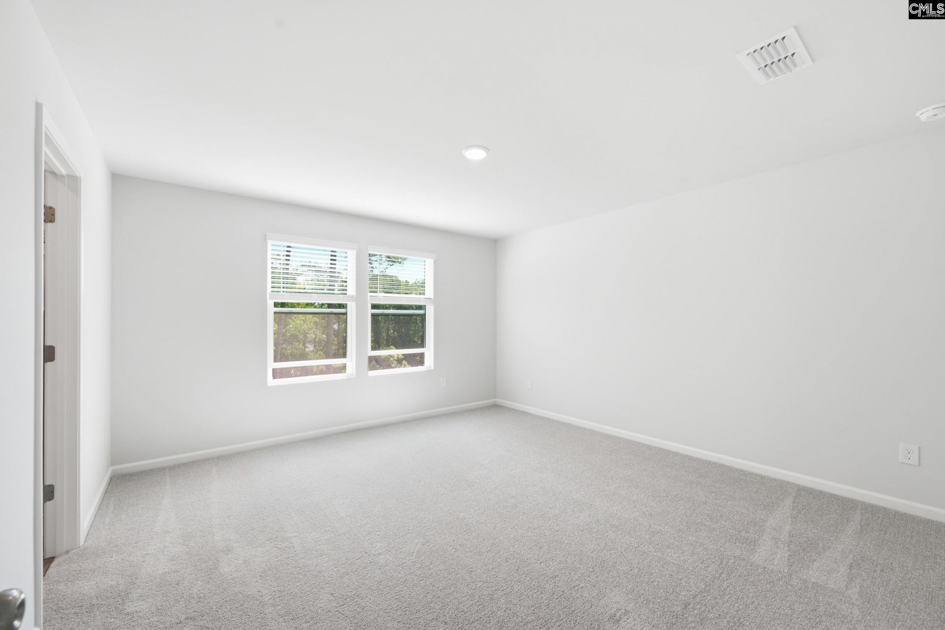 438 Edith Court Photo 19