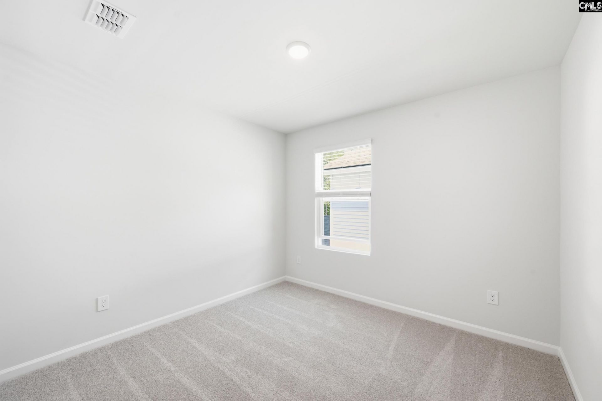 438 Edith Court Photo 26