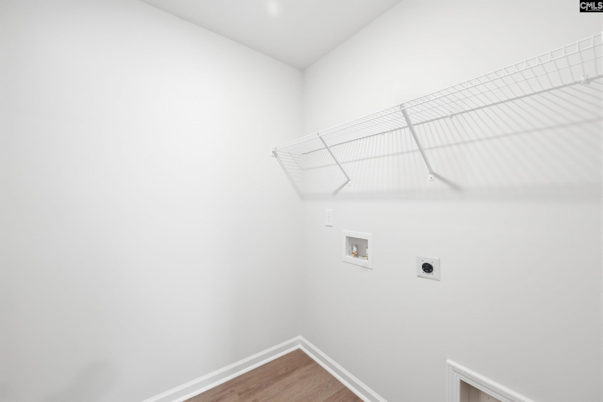 438 Edith Court Photo 31