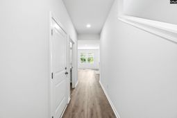 438 Edith Court photo 4