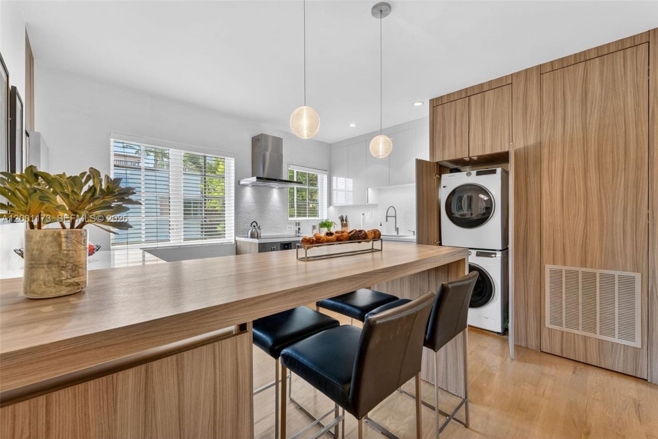 1205 Meridian Ave, Unit 3, Miami Beach, FL 33139 Photo