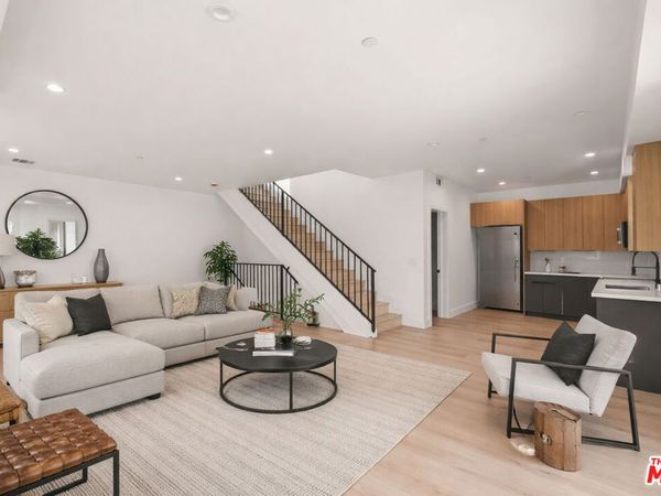 913 N Hobart Boulevard, Unit 3/4, Los Angeles, CA 90029