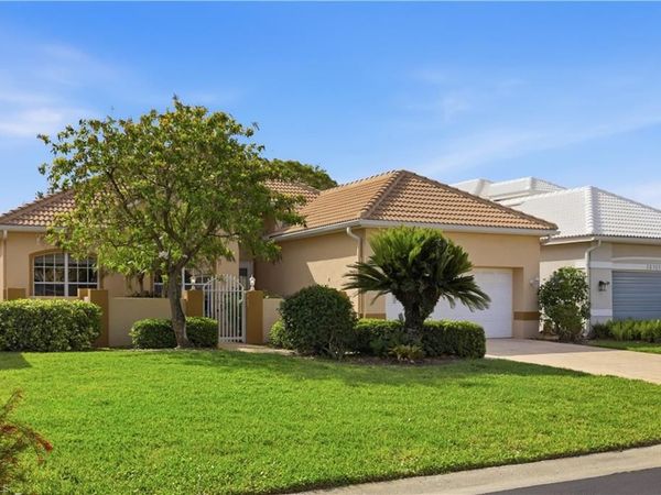 28501 Highgate DR, BONITA SPRINGS, FL 34135