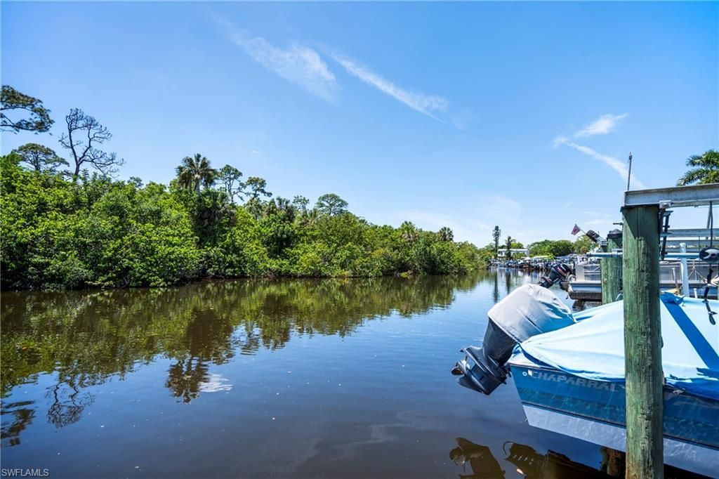 20660 River Dr, Estero, FL 33928 Photo