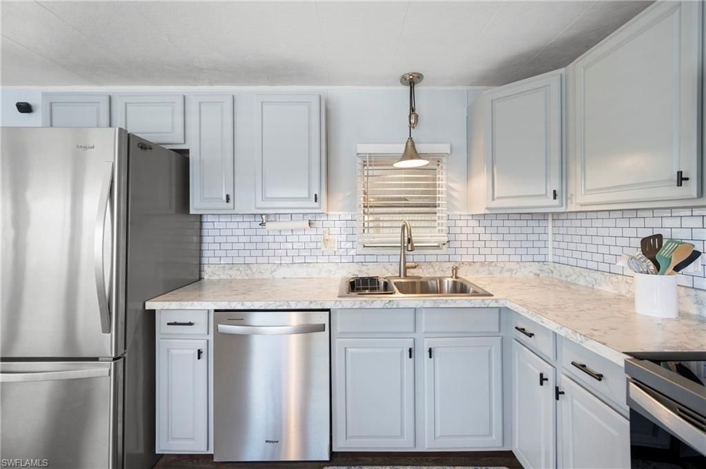 20660 River Dr, Estero, FL 33928 Photo