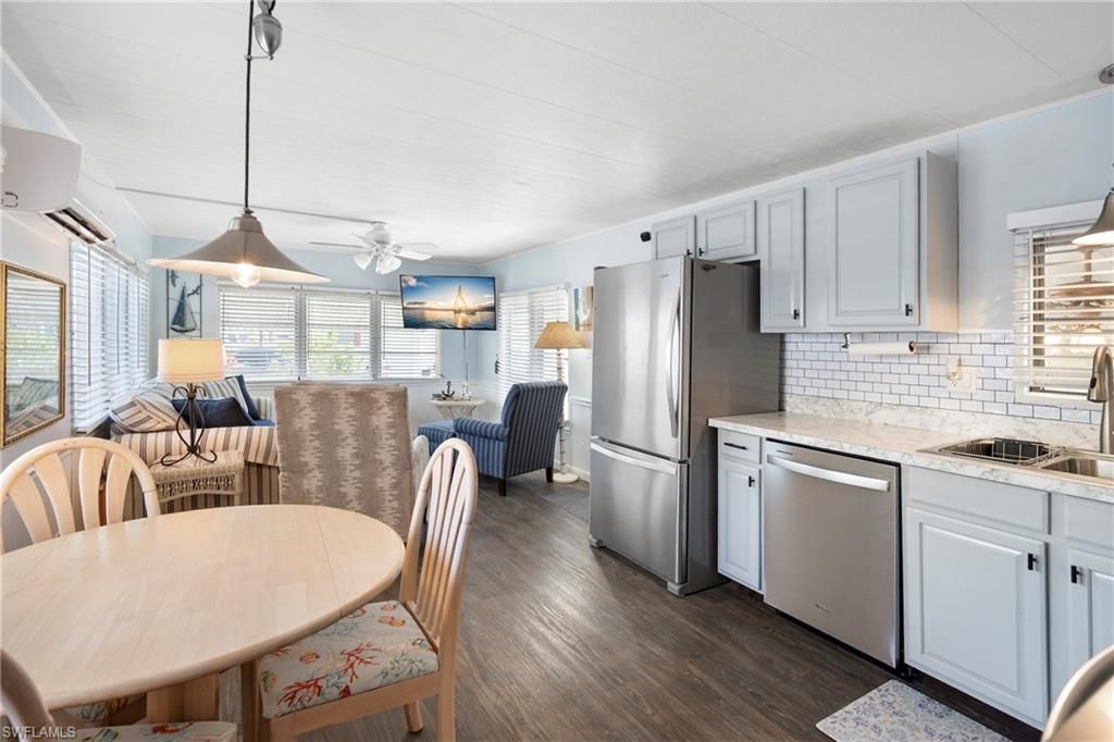 20660 River Dr, Estero, FL 33928 Photo