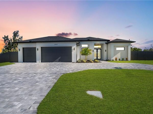 1003 Embers PKWY W, CAPE CORAL, FL 33993