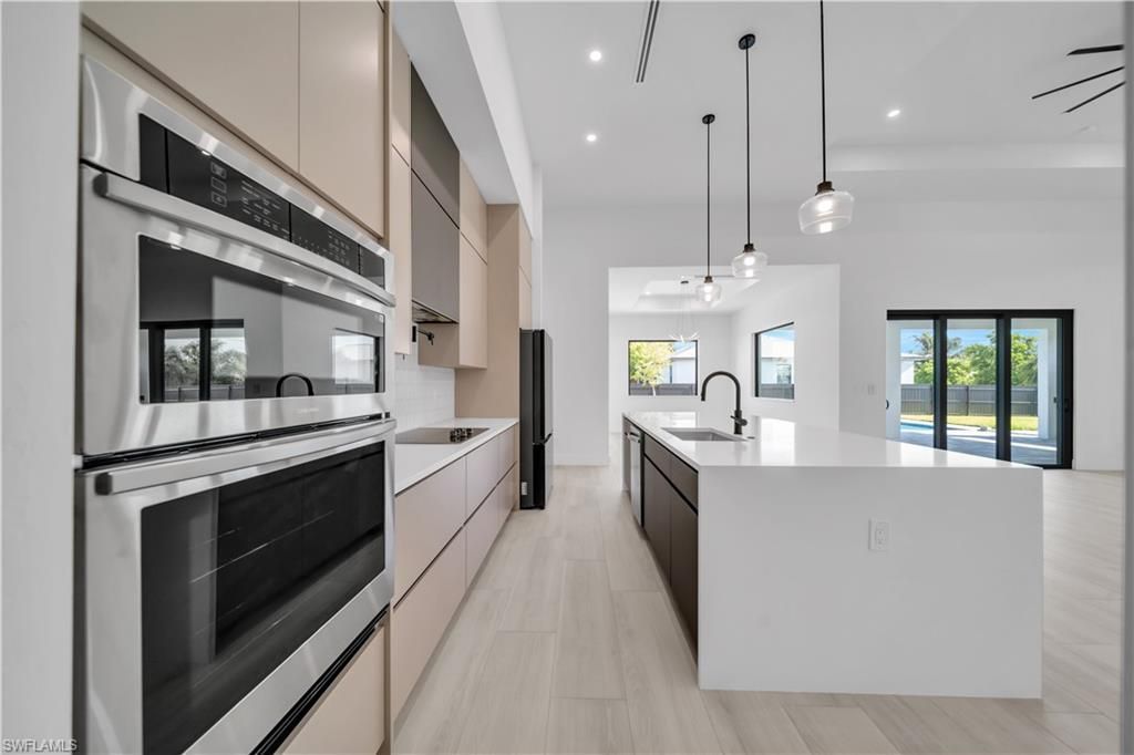 1003 Embers Pkwy W, Cape Coral, FL 33993 Photo