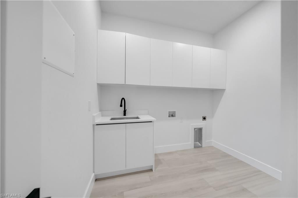 1003 Embers Pkwy W, Cape Coral, FL 33993 Photo