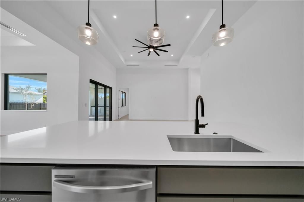 1003 Embers Pkwy W, Cape Coral, FL 33993 Photo