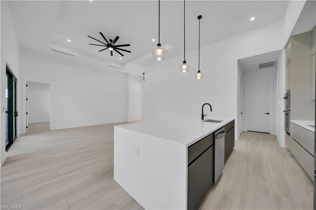 1003 Embers Pkwy W, Cape Coral, FL 33993 Photo