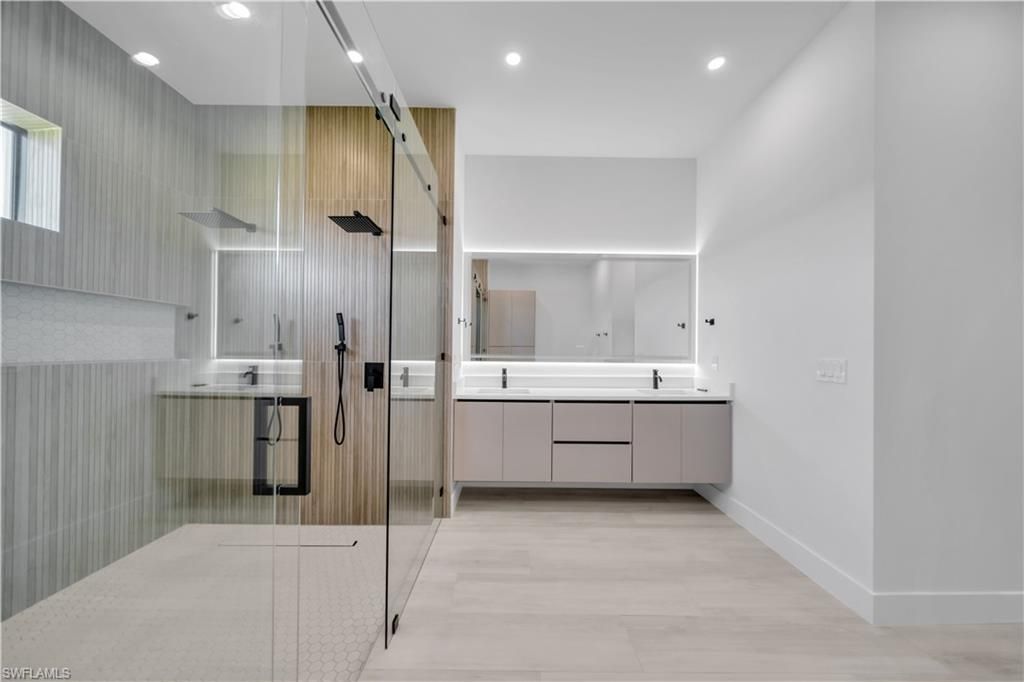 1003 Embers Pkwy W, Cape Coral, FL 33993 Photo