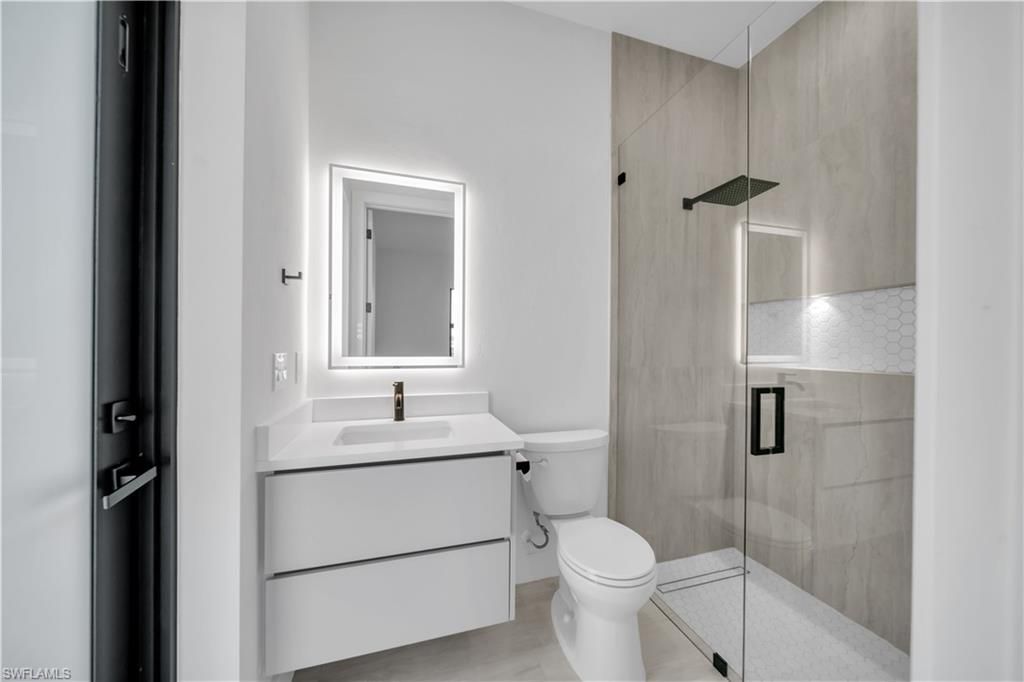 1003 Embers Pkwy W, Cape Coral, FL 33993 Photo