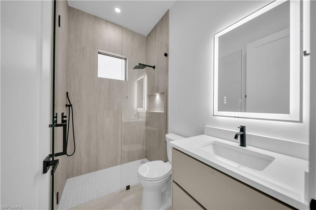 1003 Embers Pkwy W, Cape Coral, FL 33993 Photo