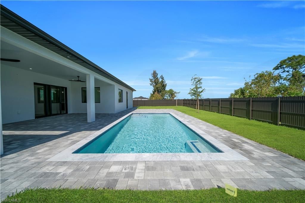 1003 Embers Pkwy W, Cape Coral, FL 33993 Photo