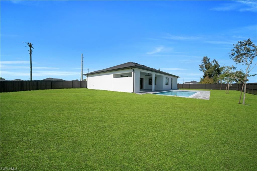 1003 Embers Pkwy W, Cape Coral, FL 33993 Photo