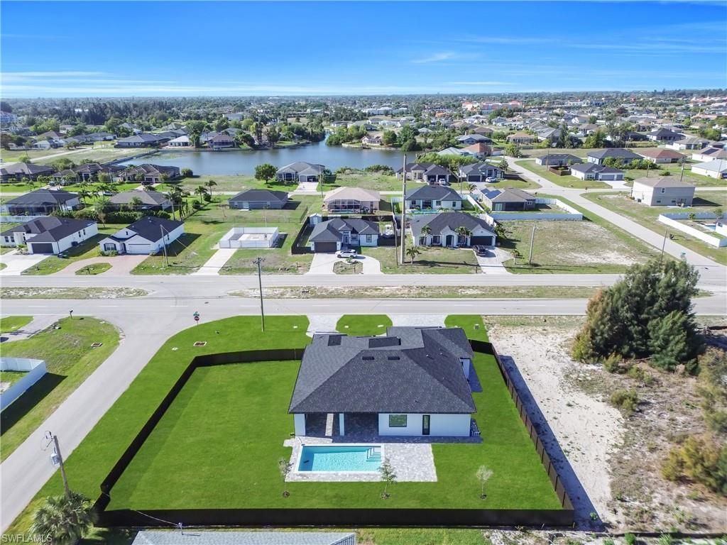 1003 Embers Pkwy W, Cape Coral, FL 33993 Photo