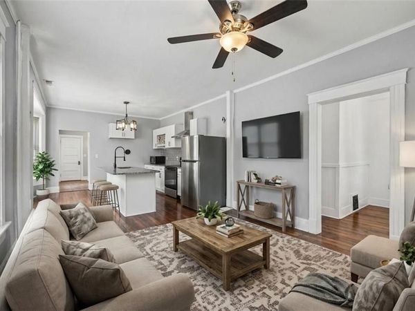4136 Holly Street, Kansas City, MO 64111