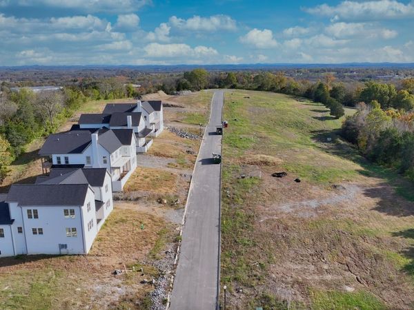 1026 Tiane Trl, Gallatin, TN 37066