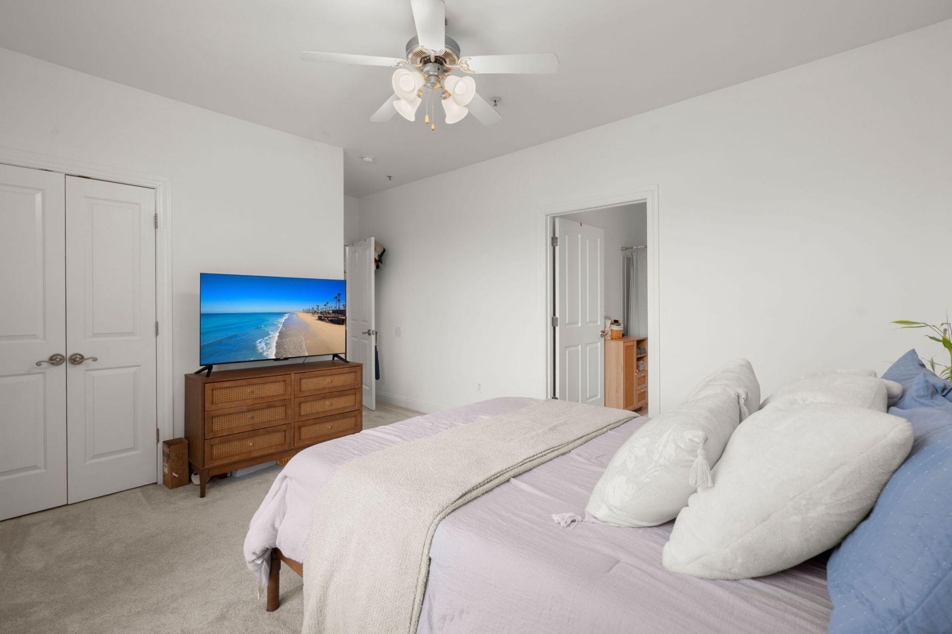 2244 Ashley Crossing Drive Photo 22