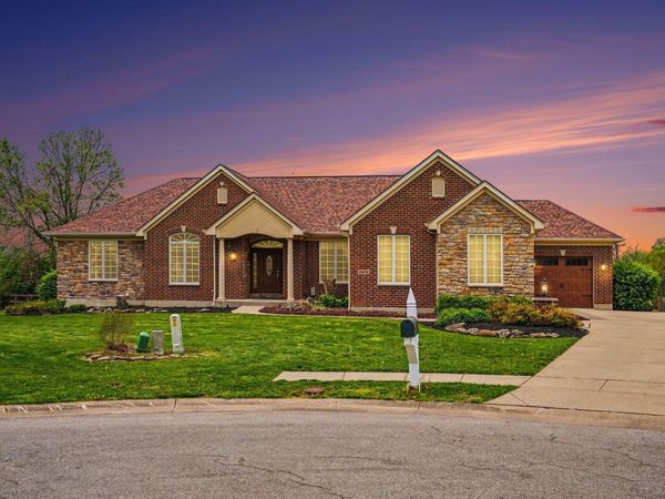 2701 Sunchase Boulevard, Burlington, KY 41005