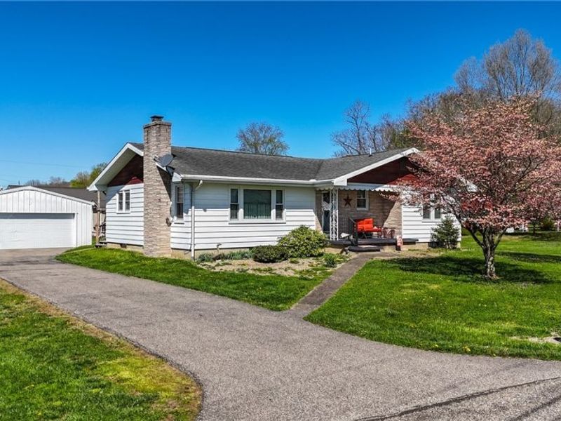 35 Poinciana Street, Newport, OH 45768 Photo 2