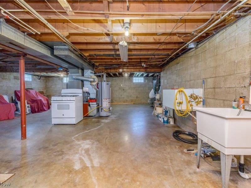 35 Poinciana Street, Newport, OH 45768 Photo 21