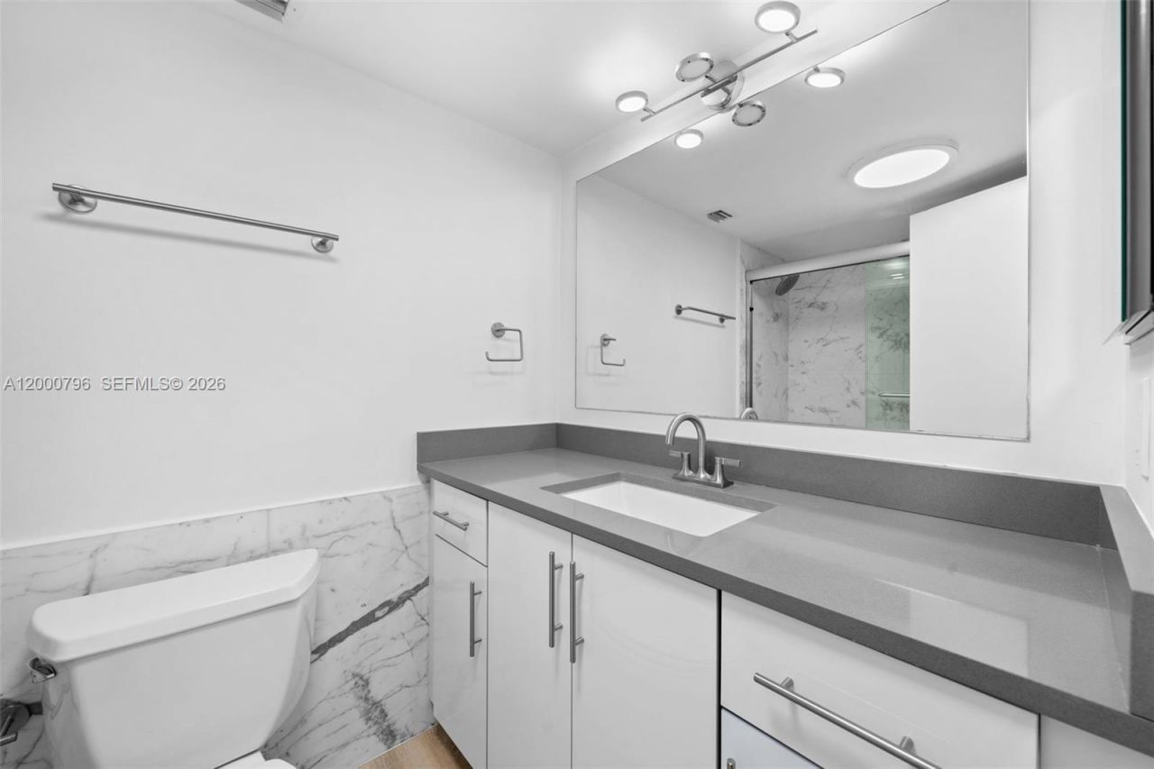 177 Ocean Lane Dr, Unit 106, Key Biscayne, FL 33149 Photo