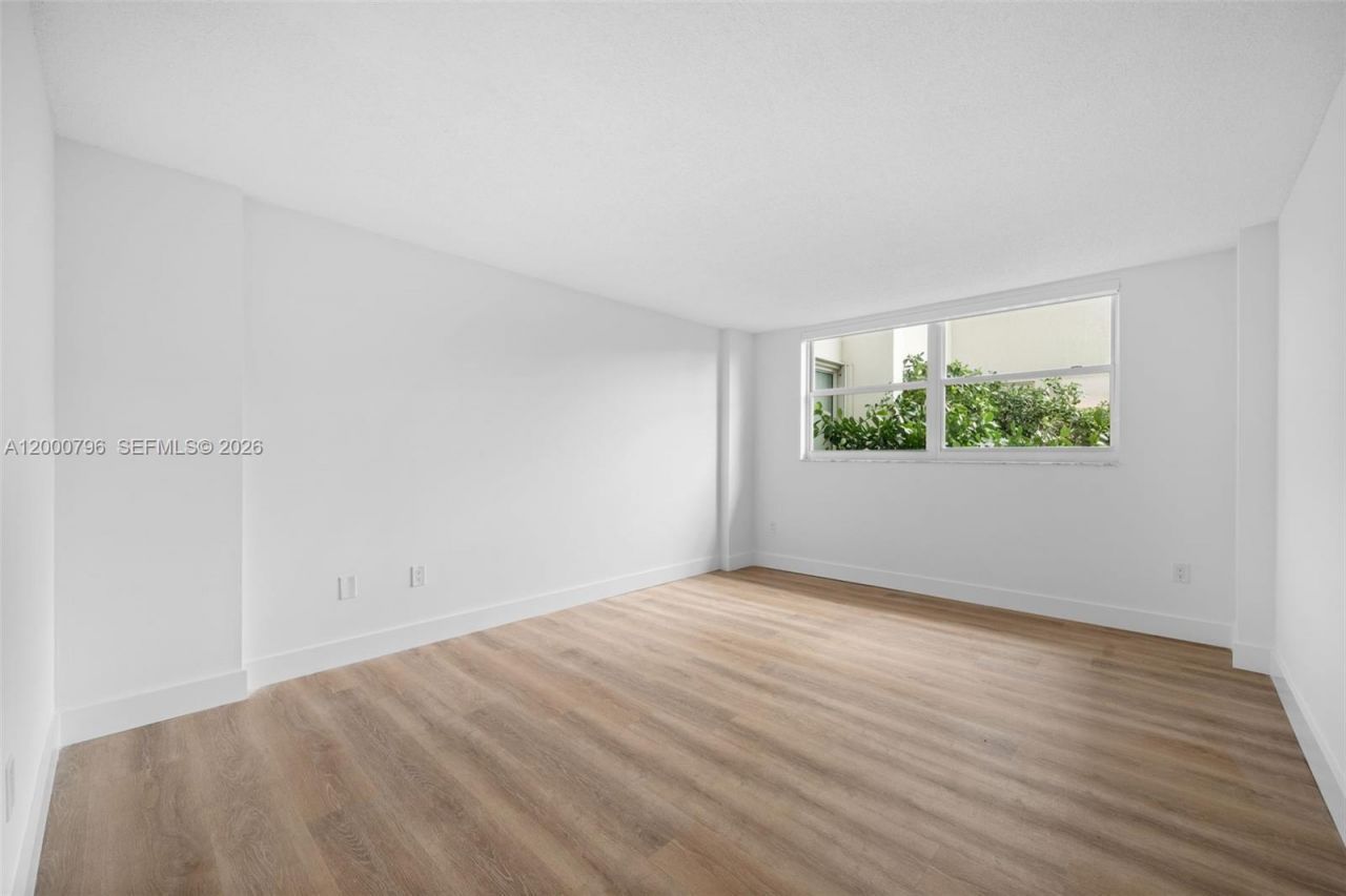 177 Ocean Lane Dr, Unit 106, Key Biscayne, FL 33149 Photo