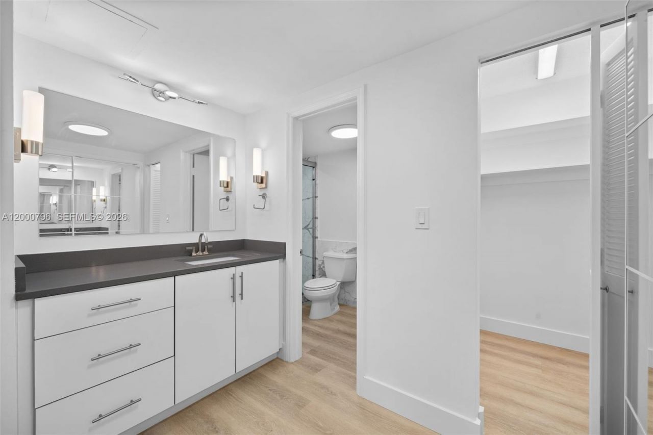 177 Ocean Lane Dr, Unit 106, Key Biscayne, FL 33149 Photo