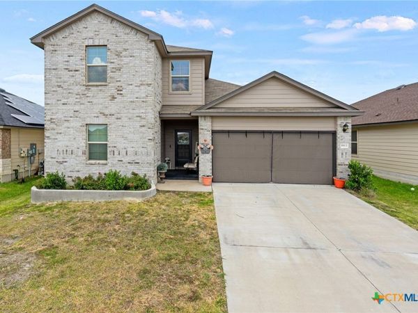 5913 Amelia Earhart Boulevard , Killeen, TX 76543