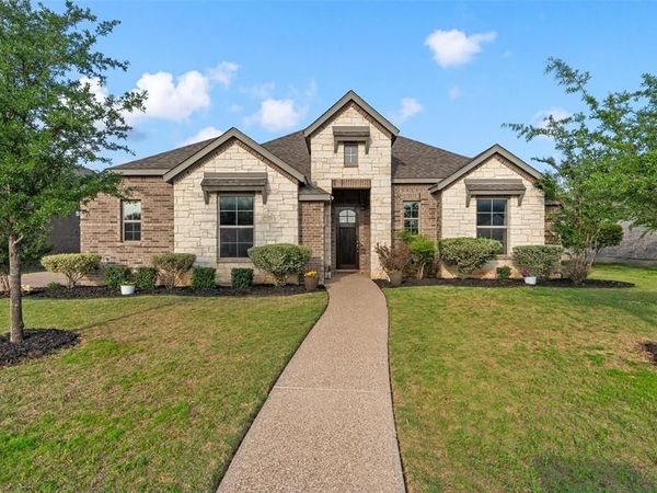 1050 Hesselridge Drive , Hewitt, TX 76643