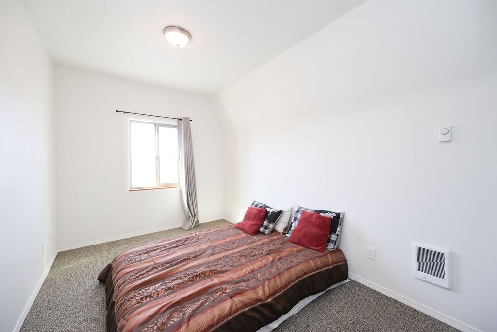 3819 Mt Hwy 40 W, Columbia Falls, MT 59912 Main Photo