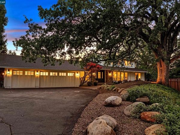 225 Pebble Ct, Alamo, CA 94507