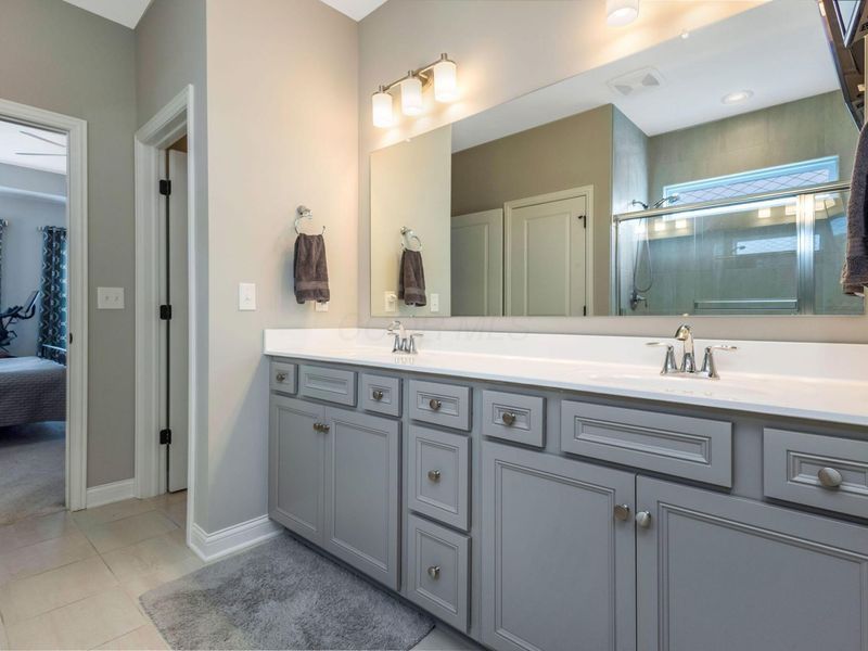 5601 Jessica Lane E, Powell, OH 43065 Photo 11