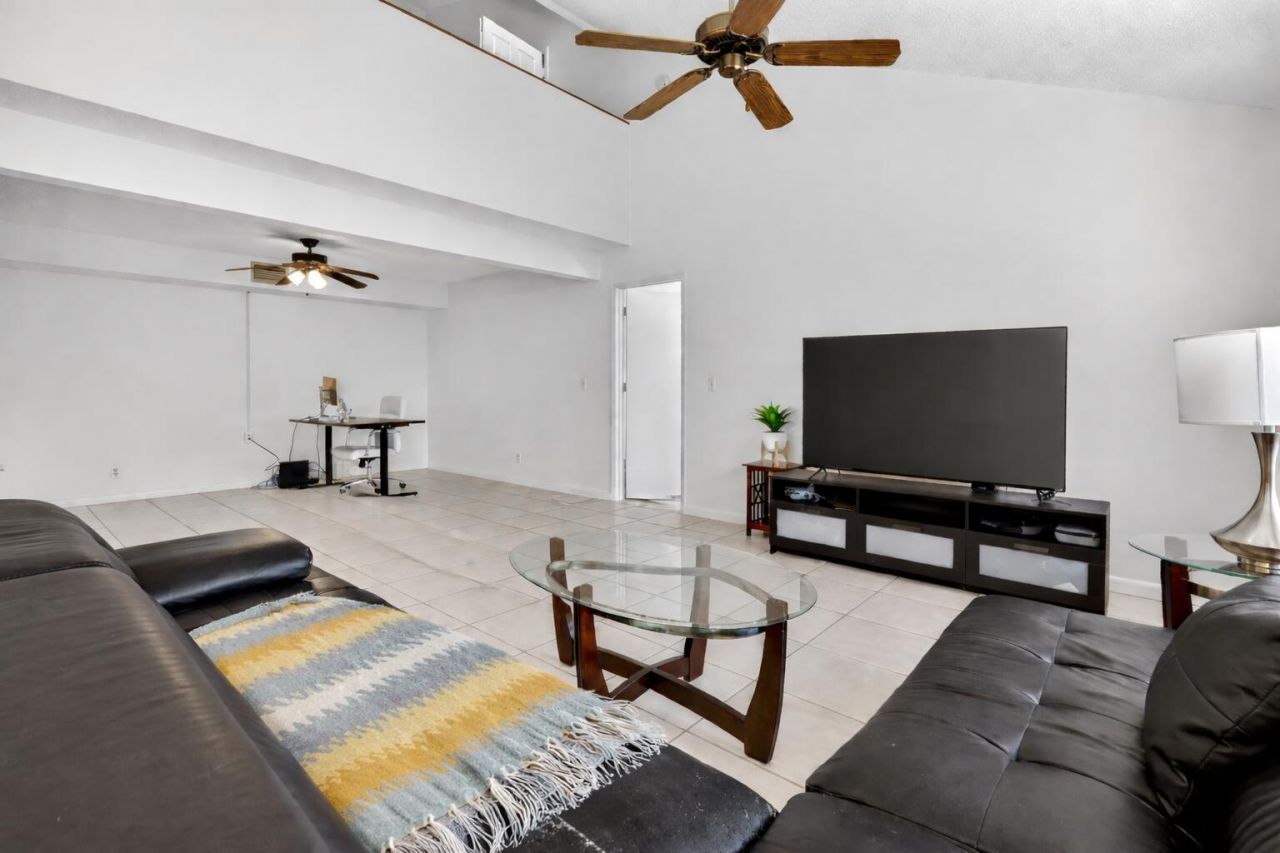 102 Maplecrest Circle, Jupiter, FL 33458 Photo