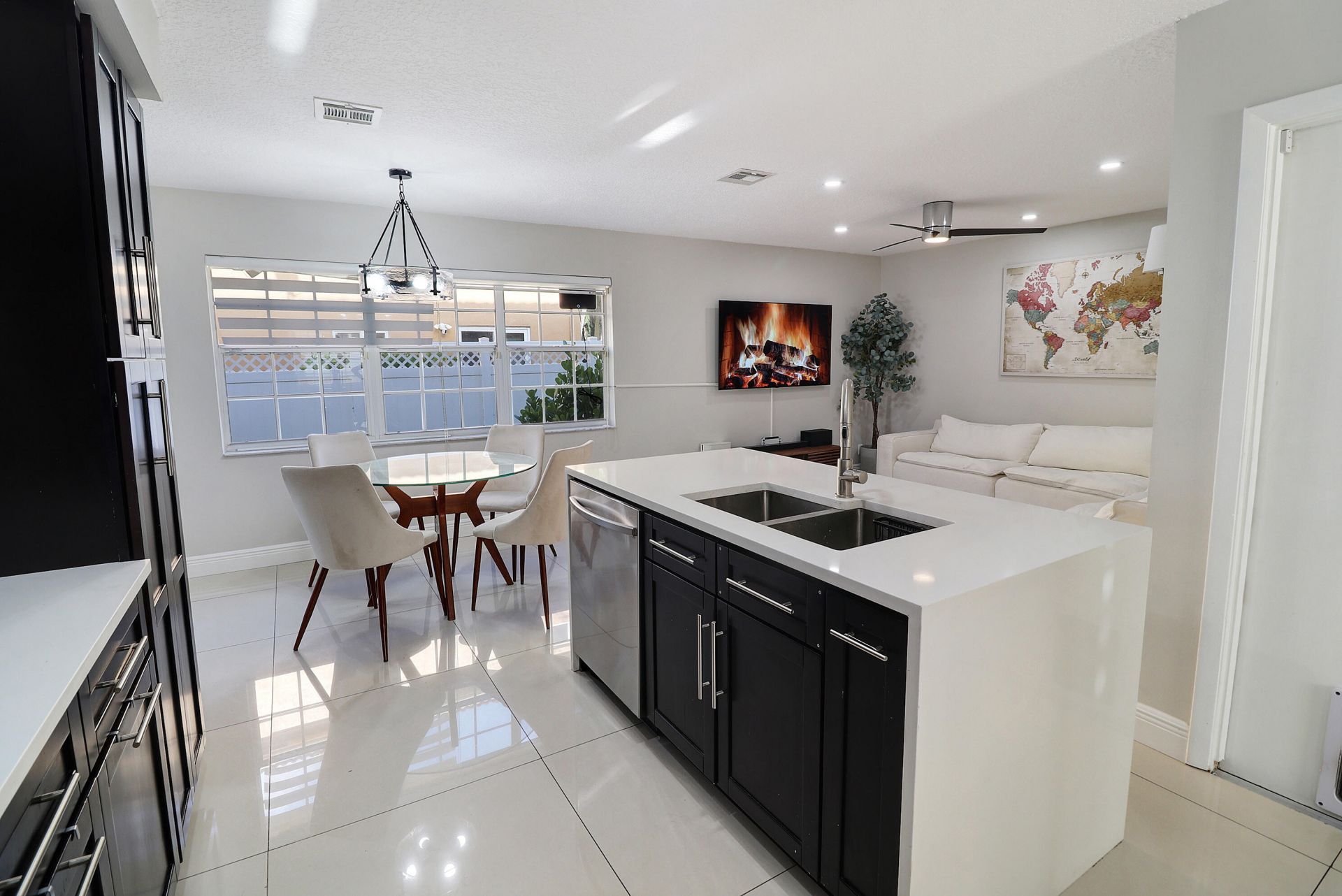 11303 Lakeview Drive, Unit 8-m, Coral Springs, FL 33071 Photo