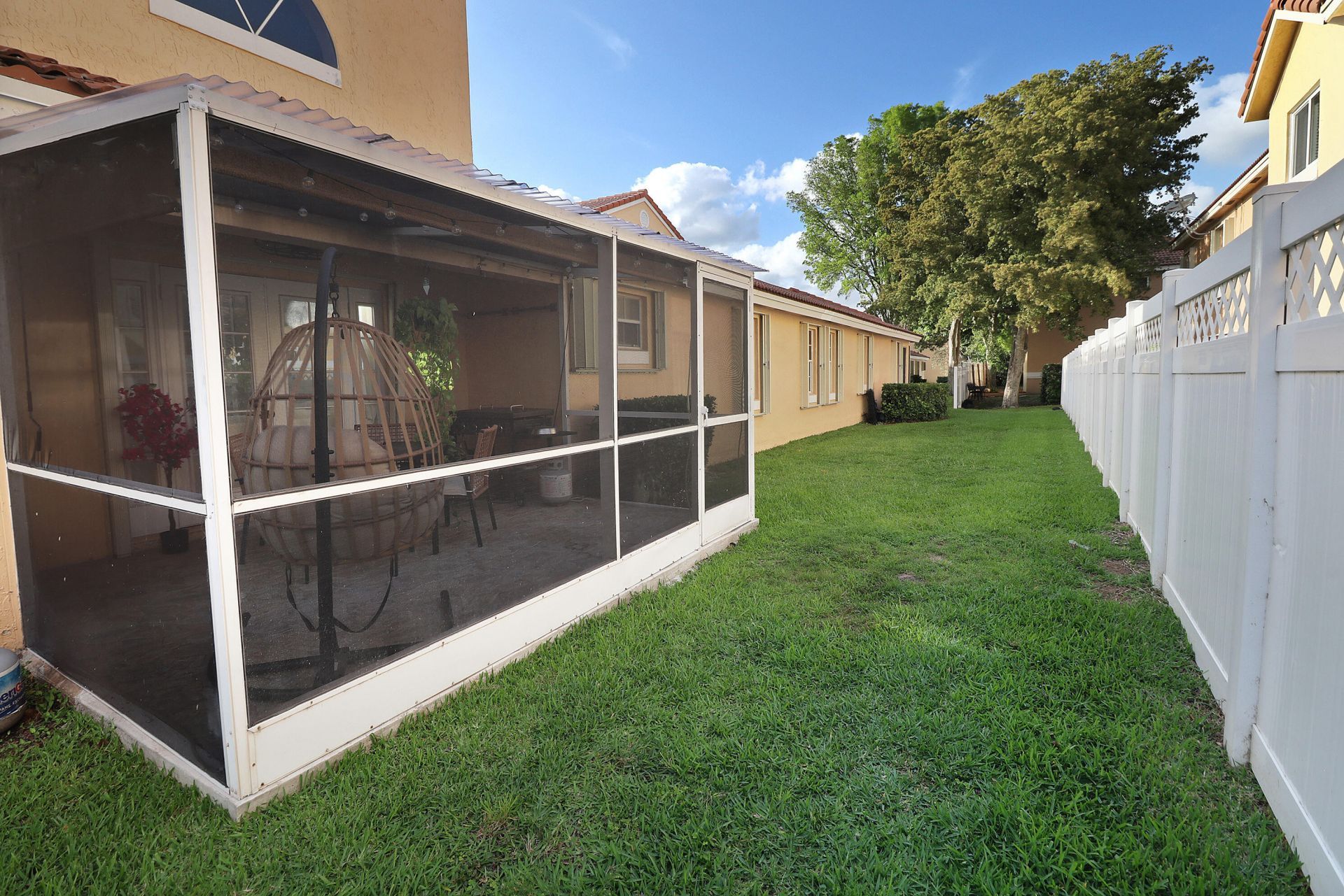 11303 Lakeview Drive, Unit 8-m, Coral Springs, FL 33071 Photo