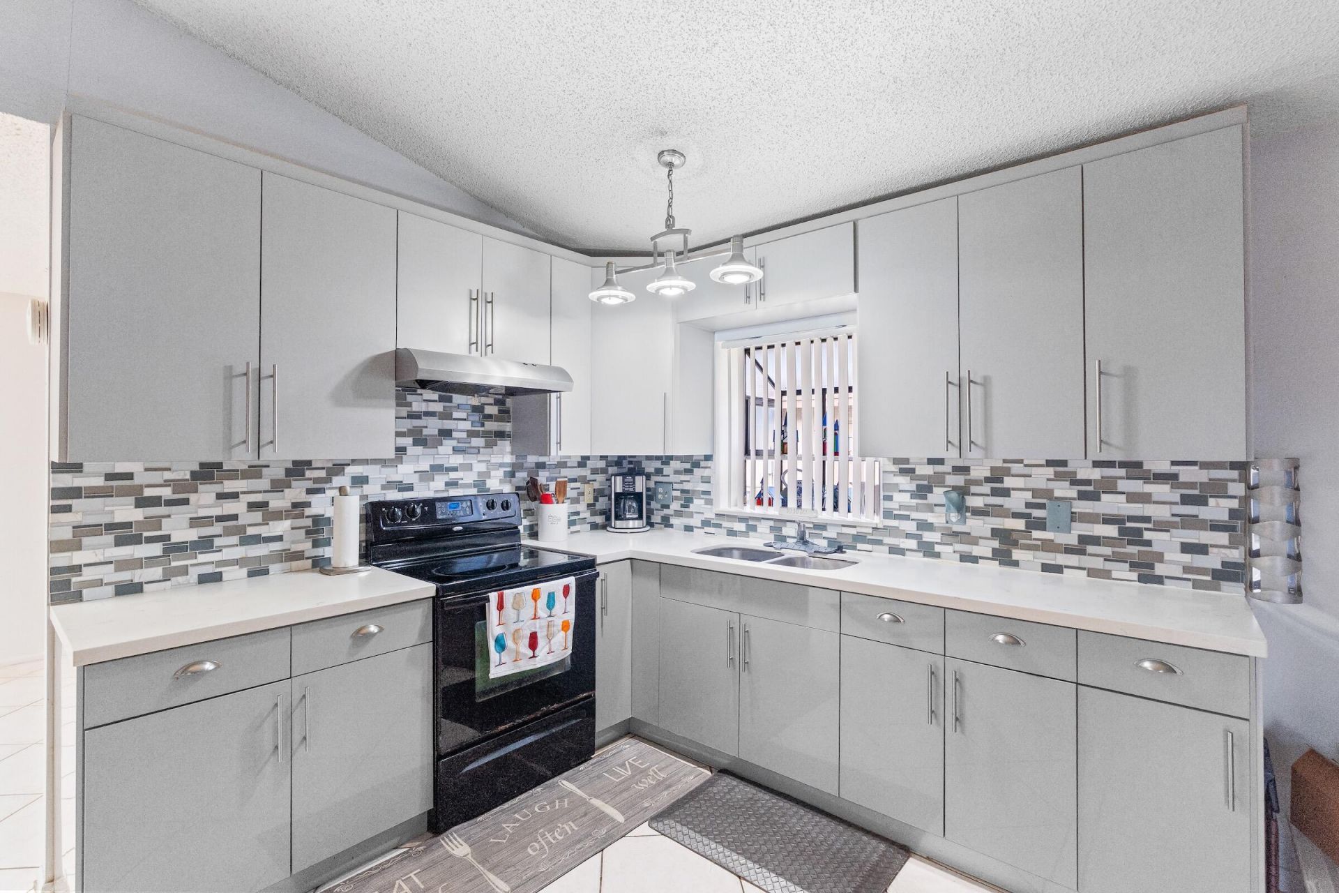 8701 NW 47th Court, Lauderhill, FL 33351 Photo