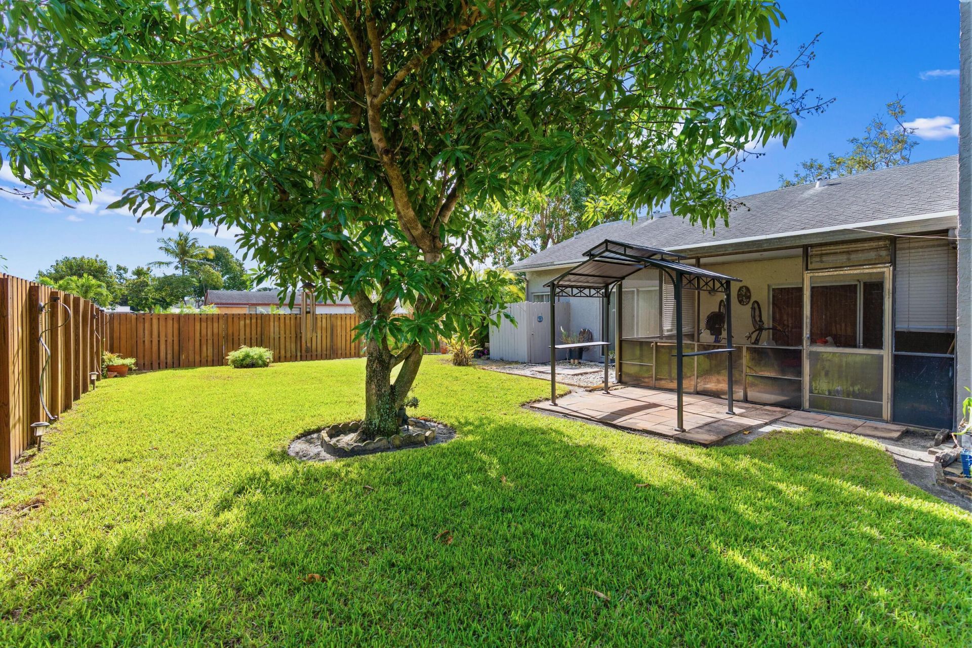 8701 NW 47th Court, Lauderhill, FL 33351 Photo