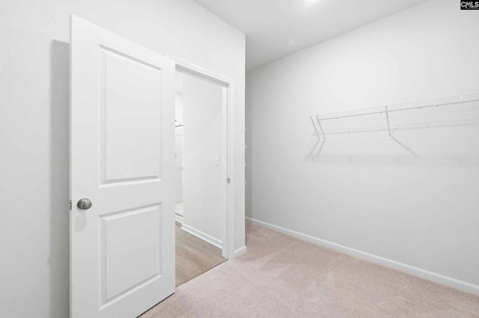 446 Edith Court Photo 22