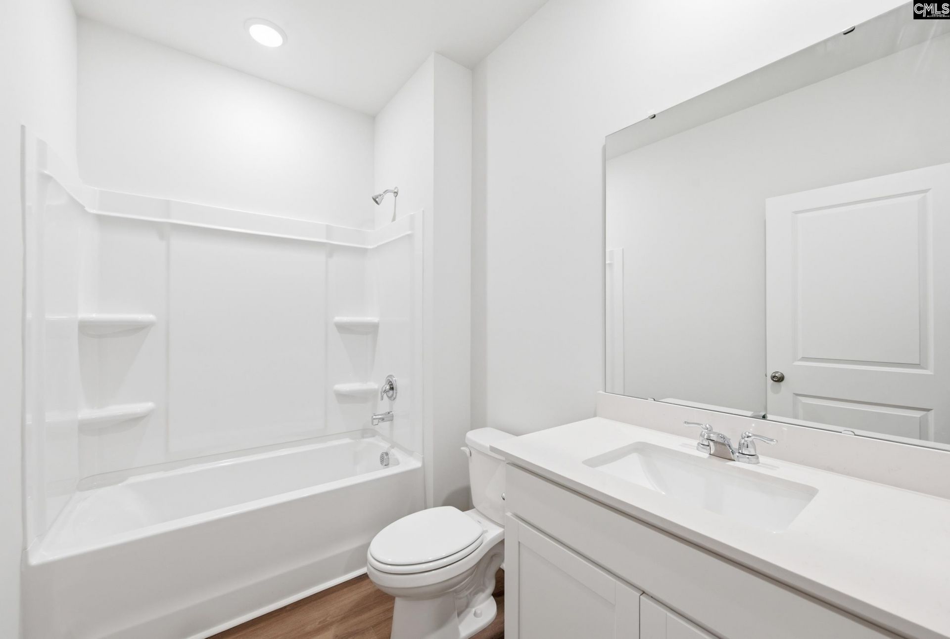 446 Edith Court Photo 26