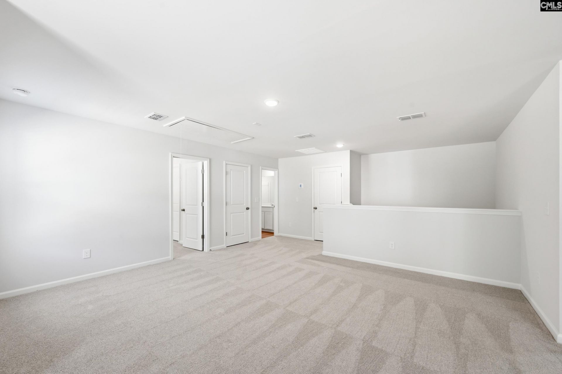446 Edith Court Photo 29