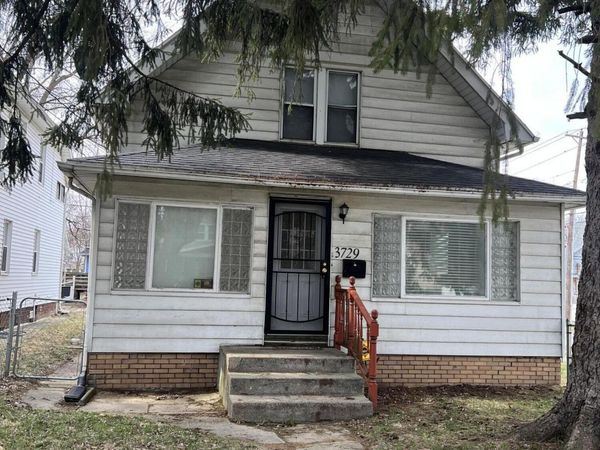 3729 Hazelhurst Avenue, Toledo, OH 43612