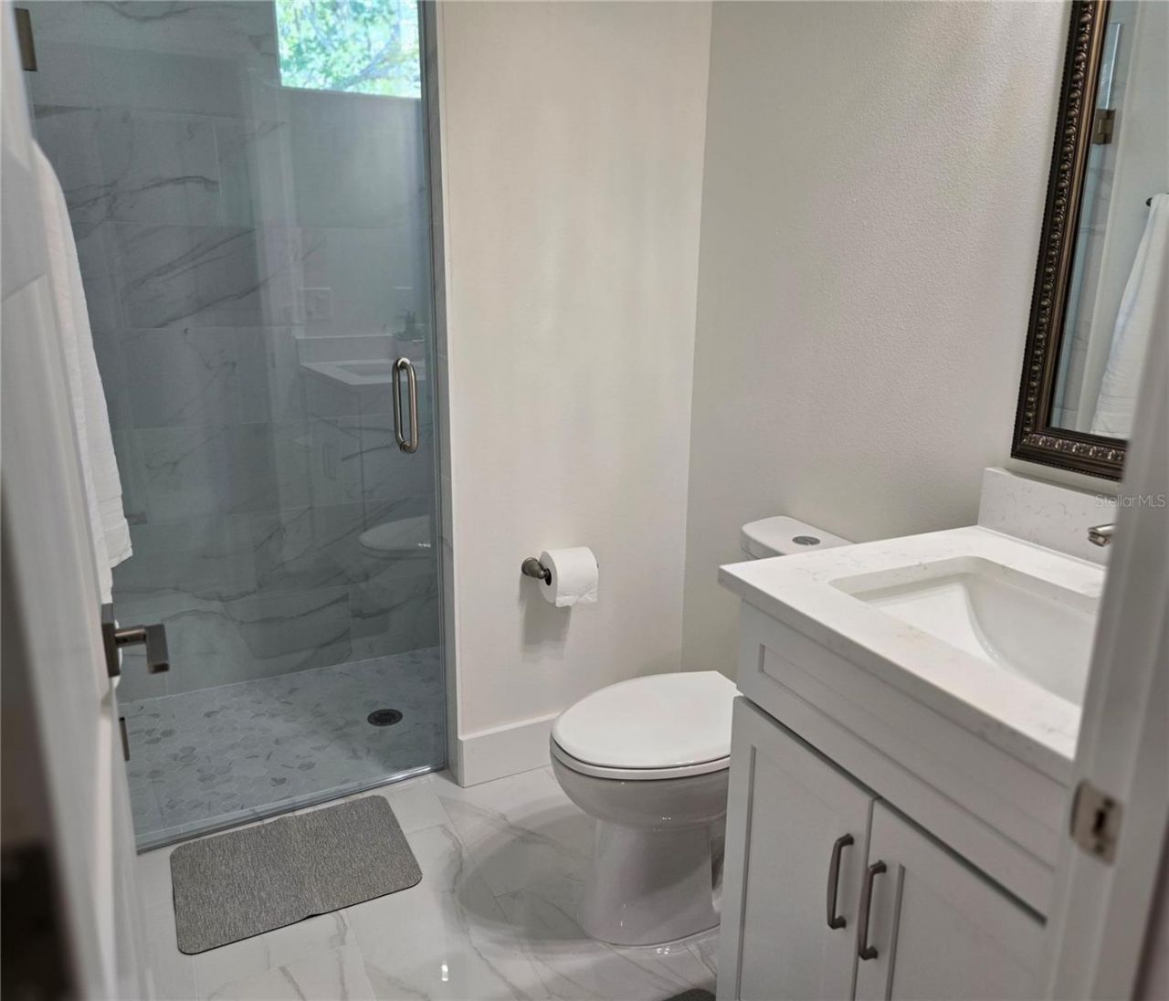 106 Lake Drive, Oviedo, FL 32765 Photo