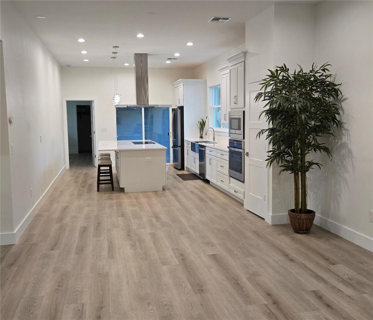 106 Lake Drive, Oviedo, FL 32765 Photo