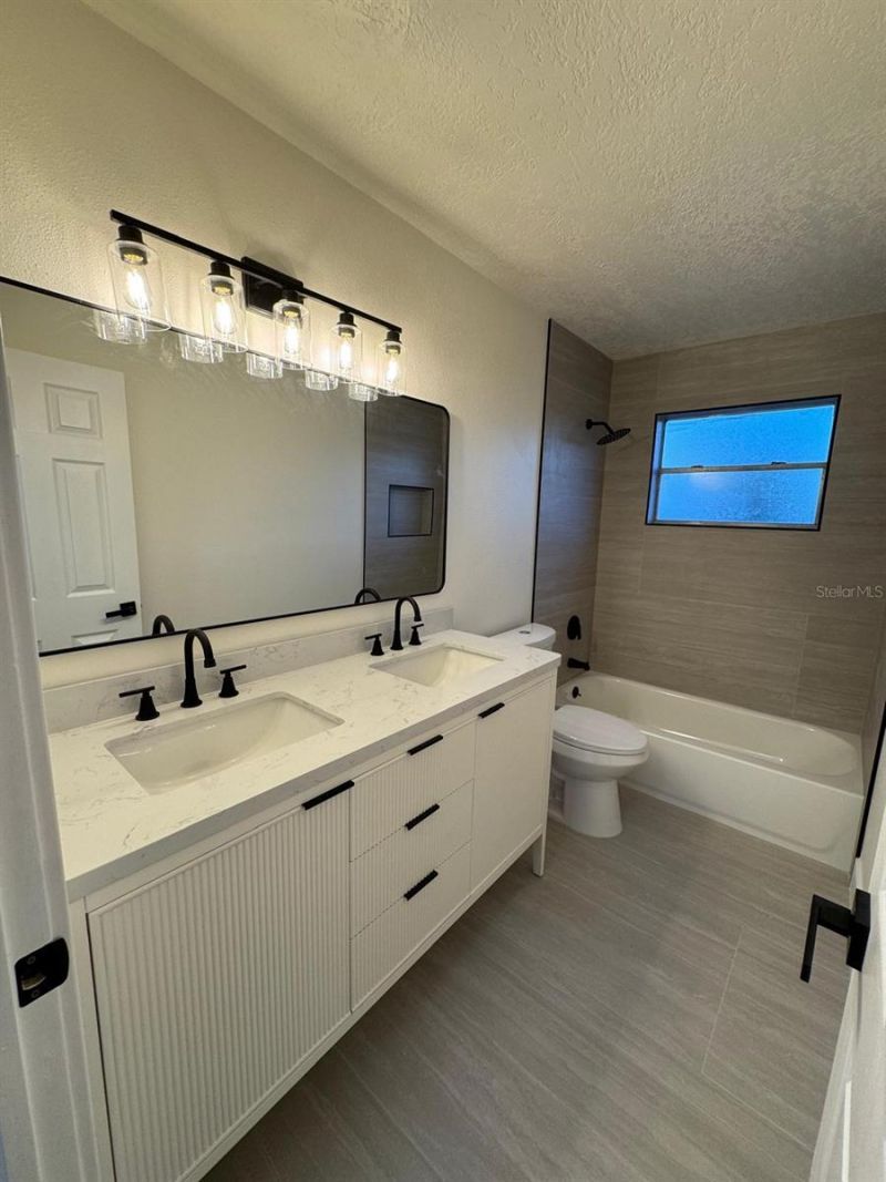 1049 Clovercrest Road, Orlando, FL 32811 Photo