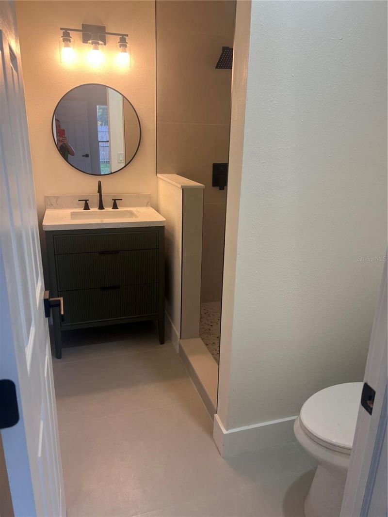 1049 Clovercrest Road, Orlando, FL 32811 Photo