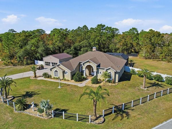 11113 FLATWOOD AVENUE , WEEKI WACHEE, FL 34613